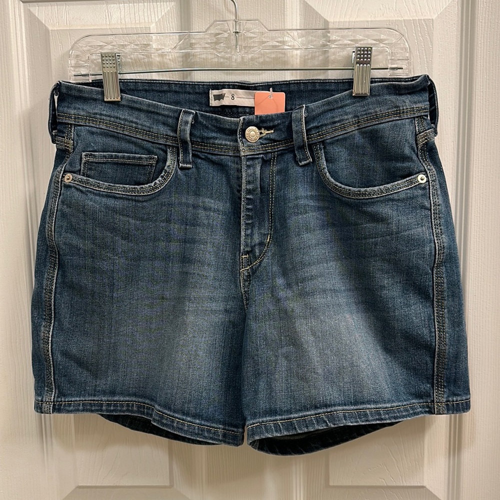 LEVIS jean shorts
